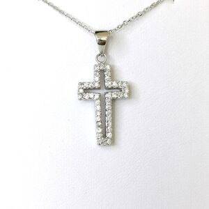 Sterling silver cz cross pendant necklace 🆕